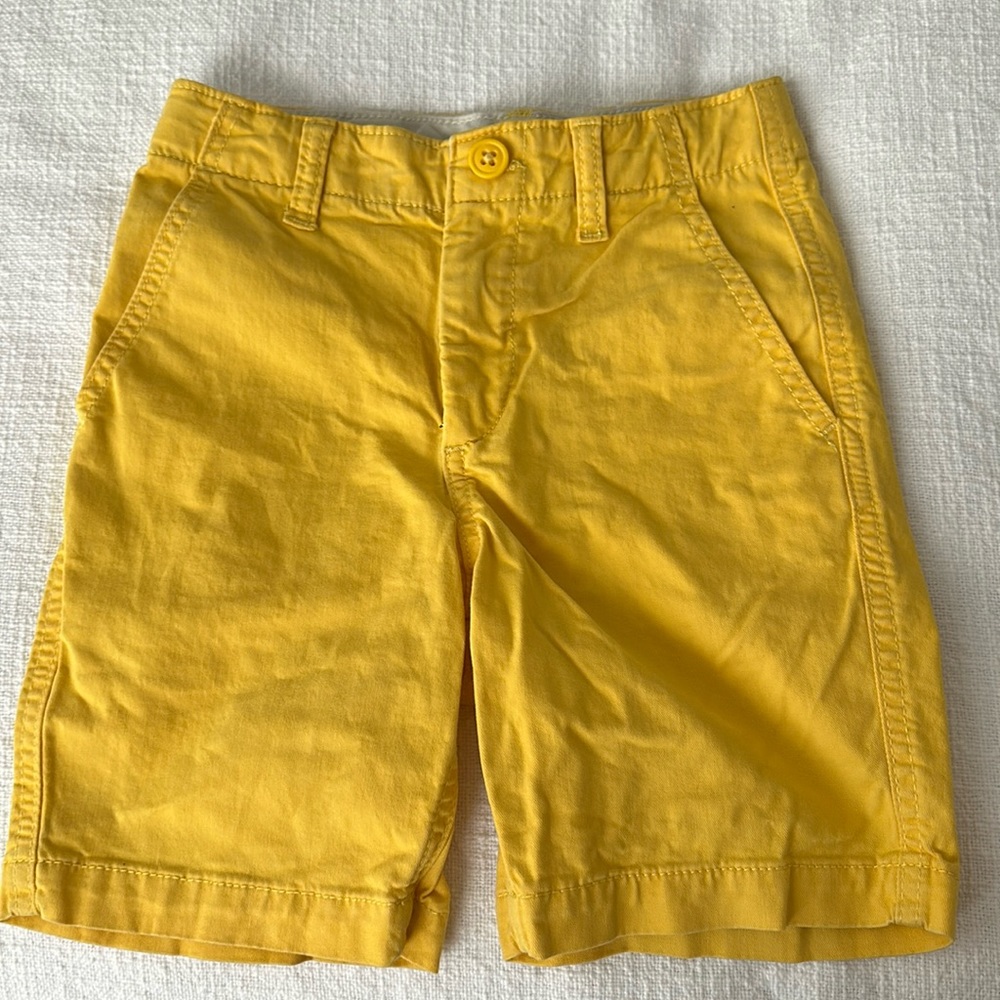 GAP Yellow shorts size 7